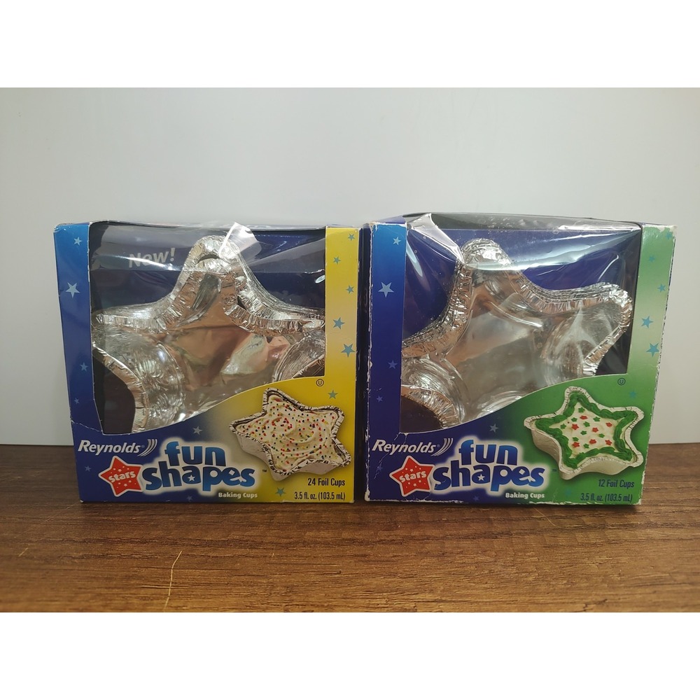 Vtg Reynolds Fun Shapes Foil Baking Cups Stars Lot Of 2 24 Packs  2005 A17
